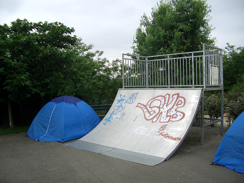 Parking Skatepark Nousse Skate Spot 1/5