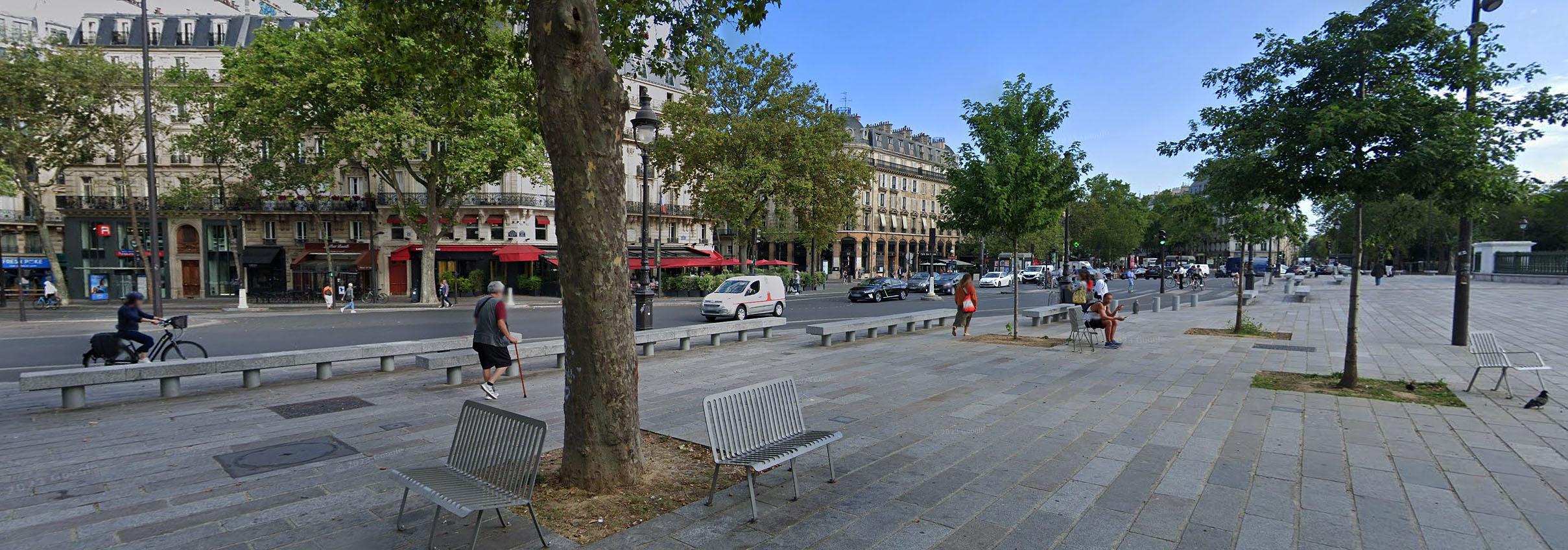 Bastille Plaza Paris Skate Spot 5/5