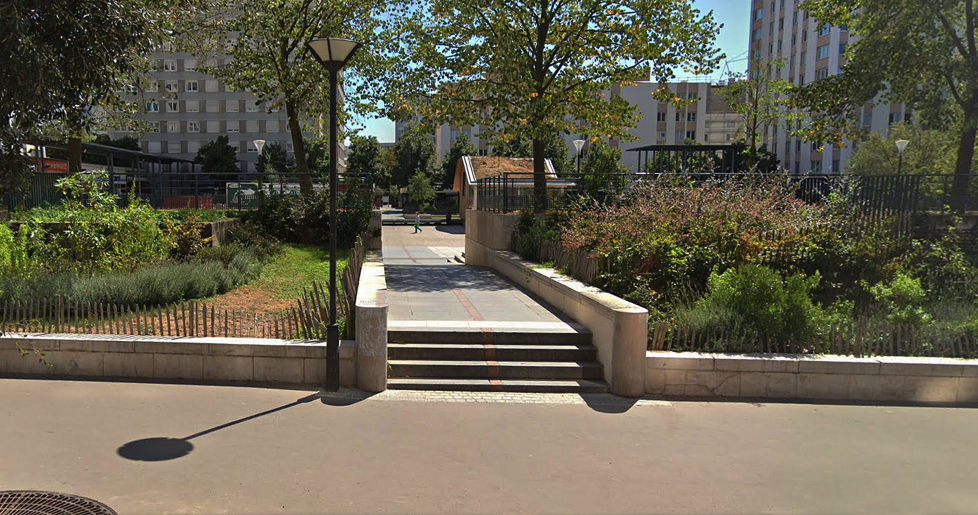 Place des Fêtes Plaza Paris Skate Spot 3/5