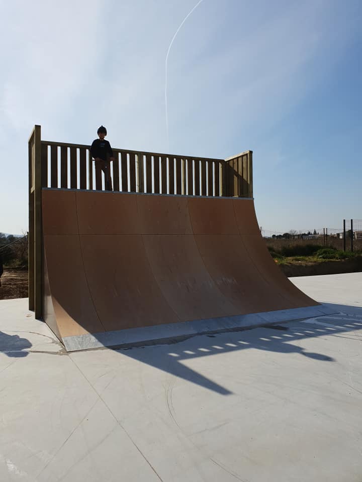 Complexe sportif Corbière Skatepark Pignan Skate Spot 3/5