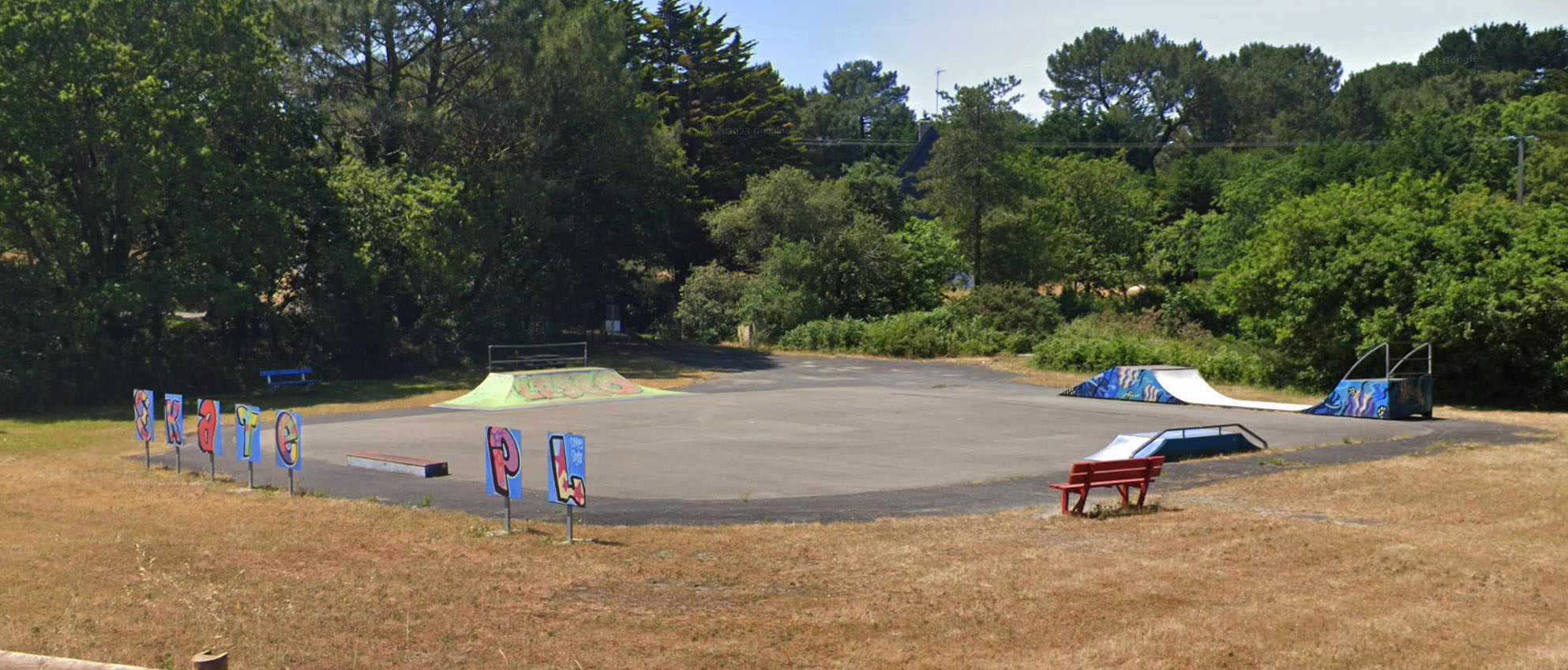 Plobannalec Skatepark Plobannalec Lesconil Skate Spot 2/5