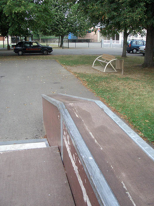 La Mairie Skatepark Puyoô Skate Spot 1/5
