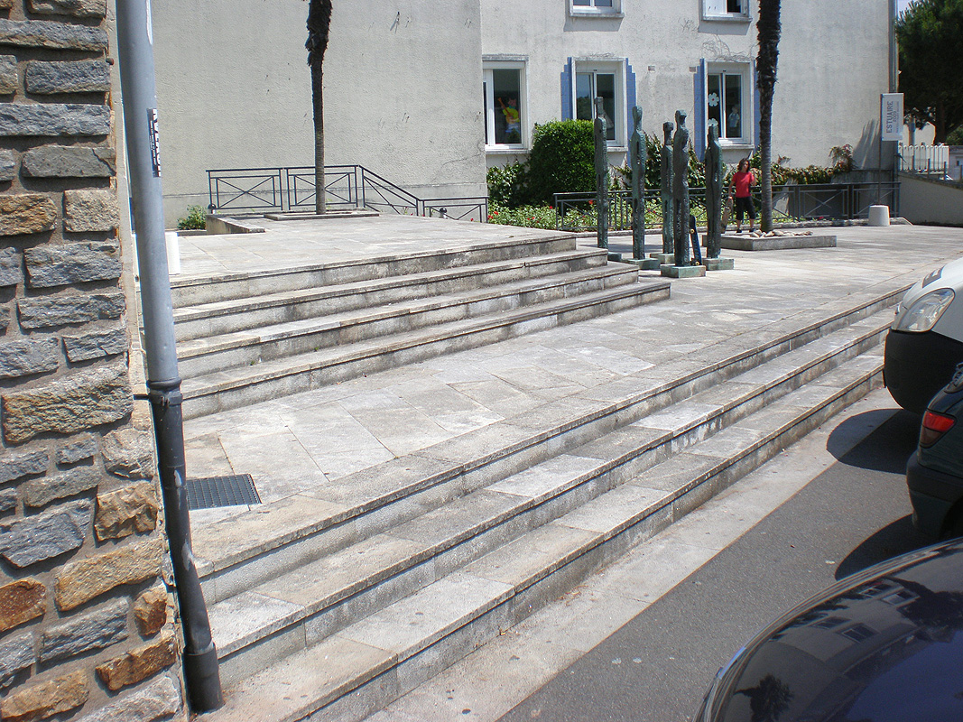 École d' Art Spot Street Saint Nazaire Skate Spot 3/5