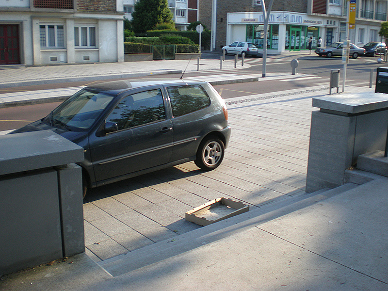 Maison des associations Spot Street Saint Nazaire Skate Spot 3/5