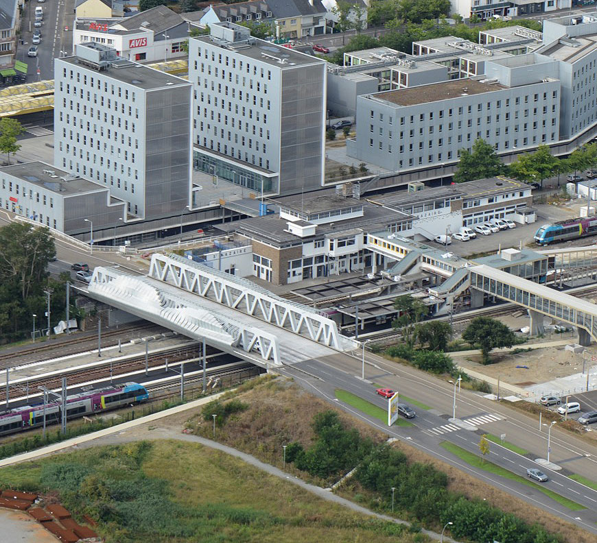 Gare Le Pont Spot Street Saint Nazaire Skate Spot 2/5