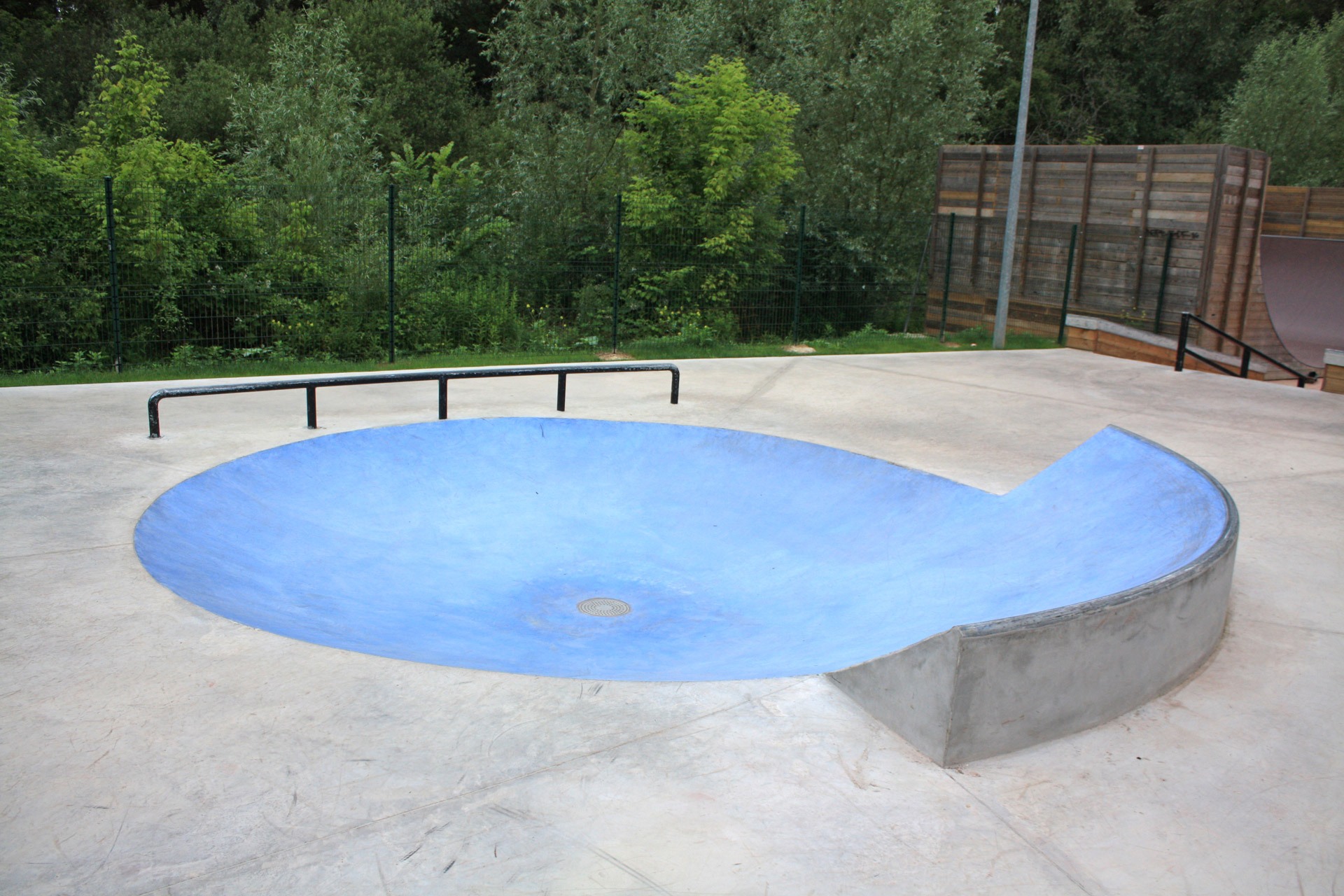 Halle de Skate Ext Skatepark Villiers sur Orge Skate Spot 5/5