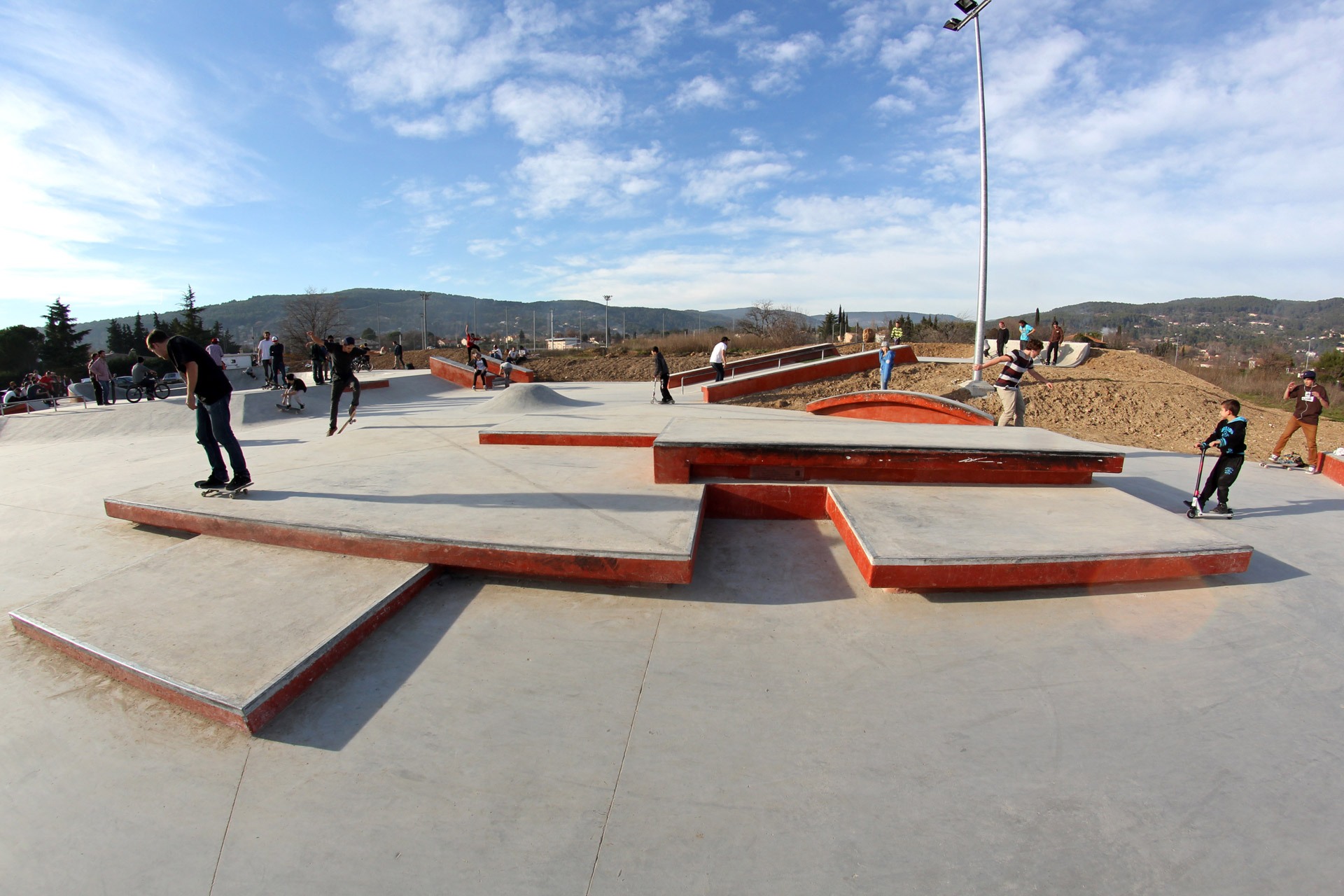 Stade Louis Gilly Skatepark Draguignan Skate Spot 5/5