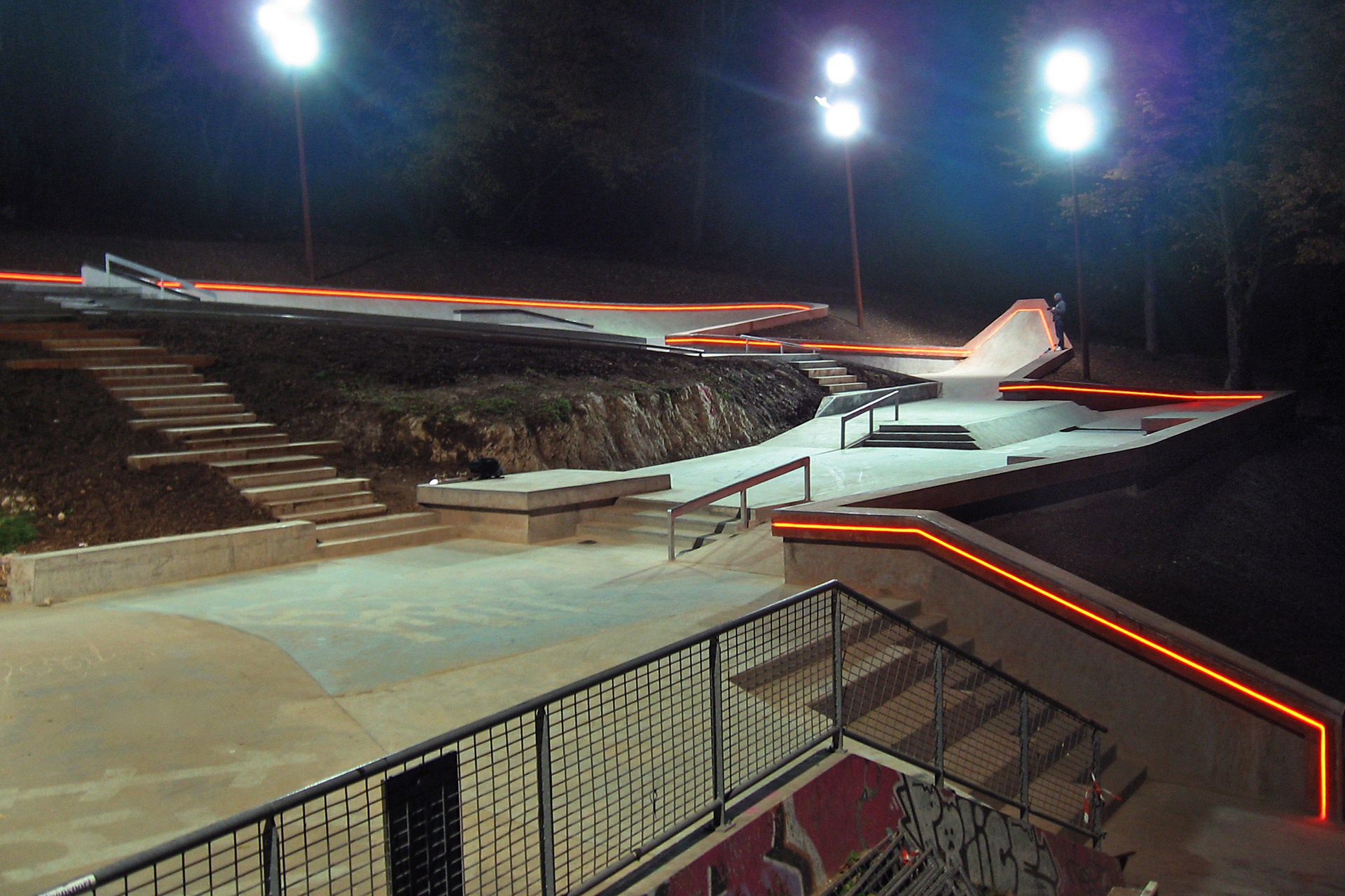 Les Marquisats Skatepark Annecy Skate Spot 5/5