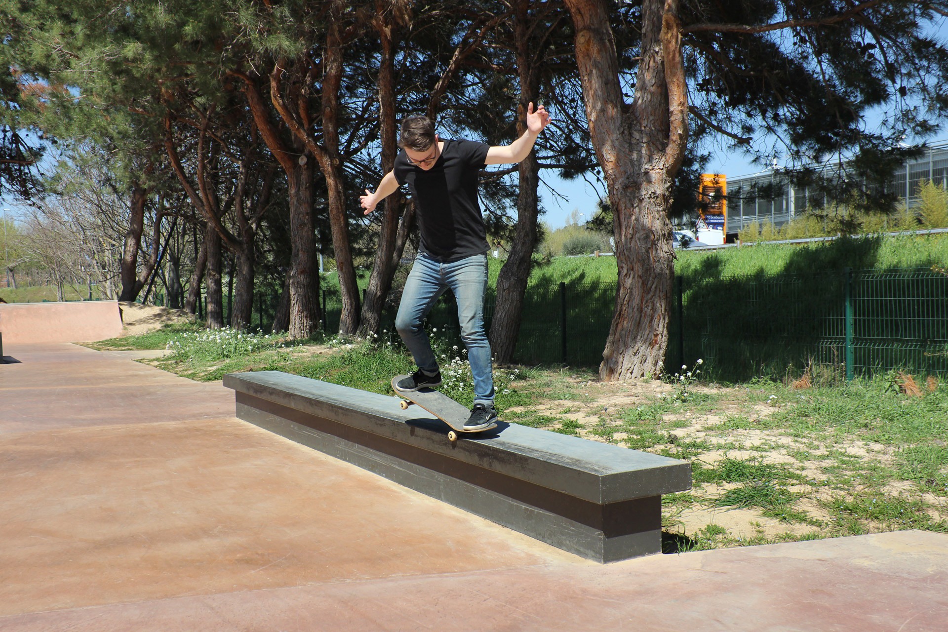 Les Milles Skatepark Aix en Provence Skate Spot 4/5