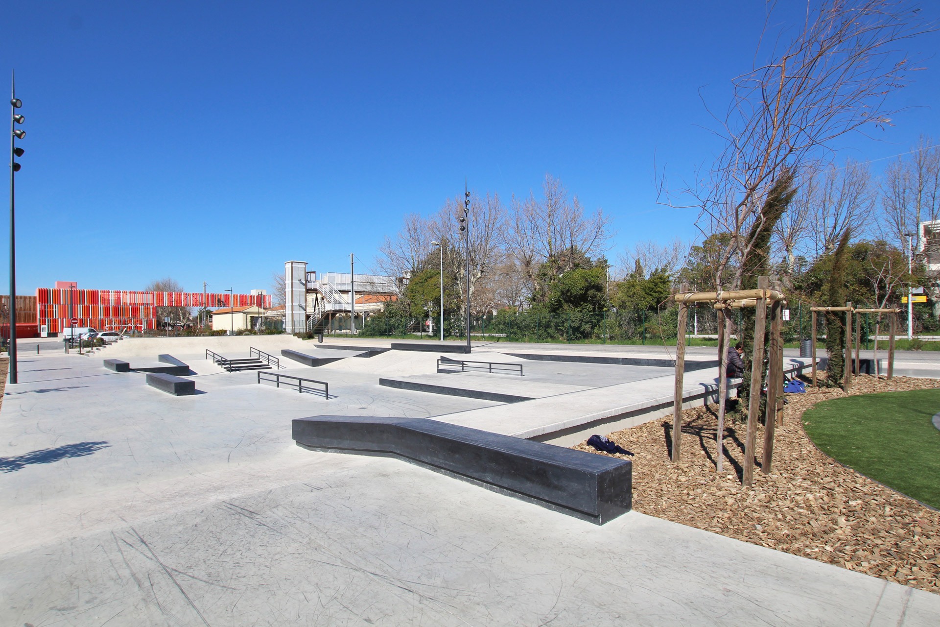 La Gare Skatepark Salon de Provence Skate Spot 4/5