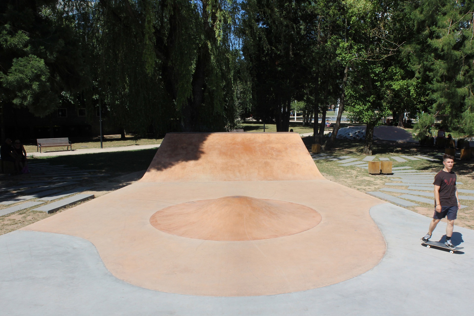 Parc Jean Mansuy Skatepark Saint Dié des Vosges Skate Spot 4/5