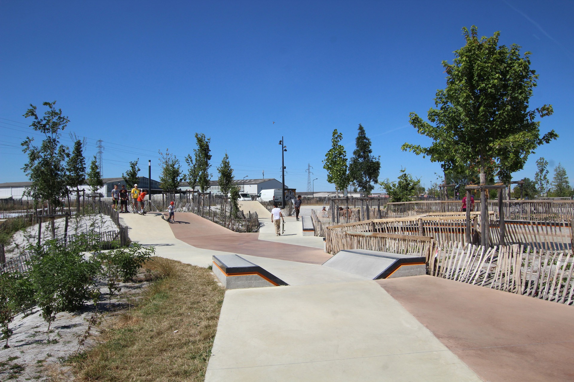 Saint Serge Skatepark Angers Skate Spot 4/5