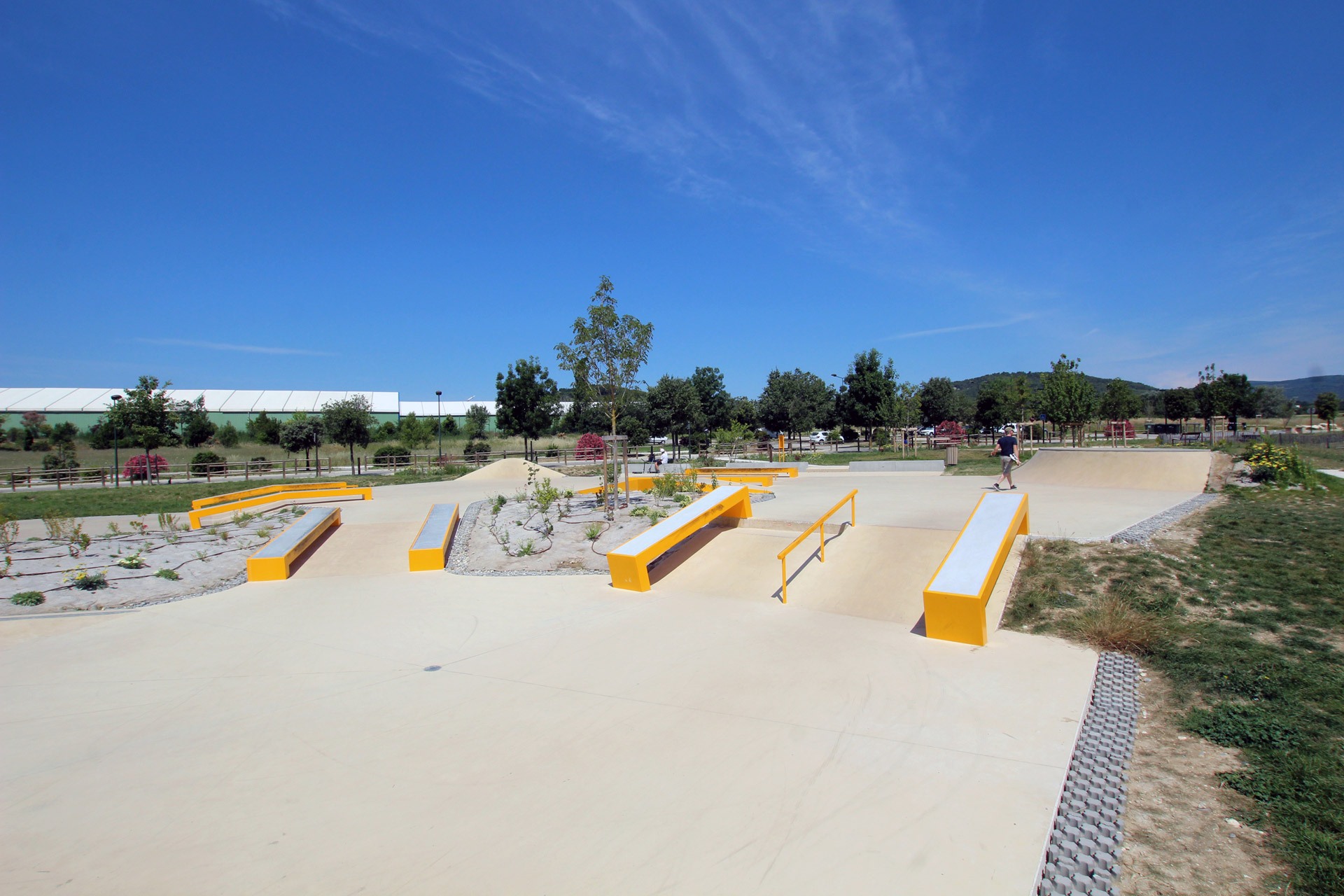 Plan d' Eau Skatepark Apt Skate Spot 4/5