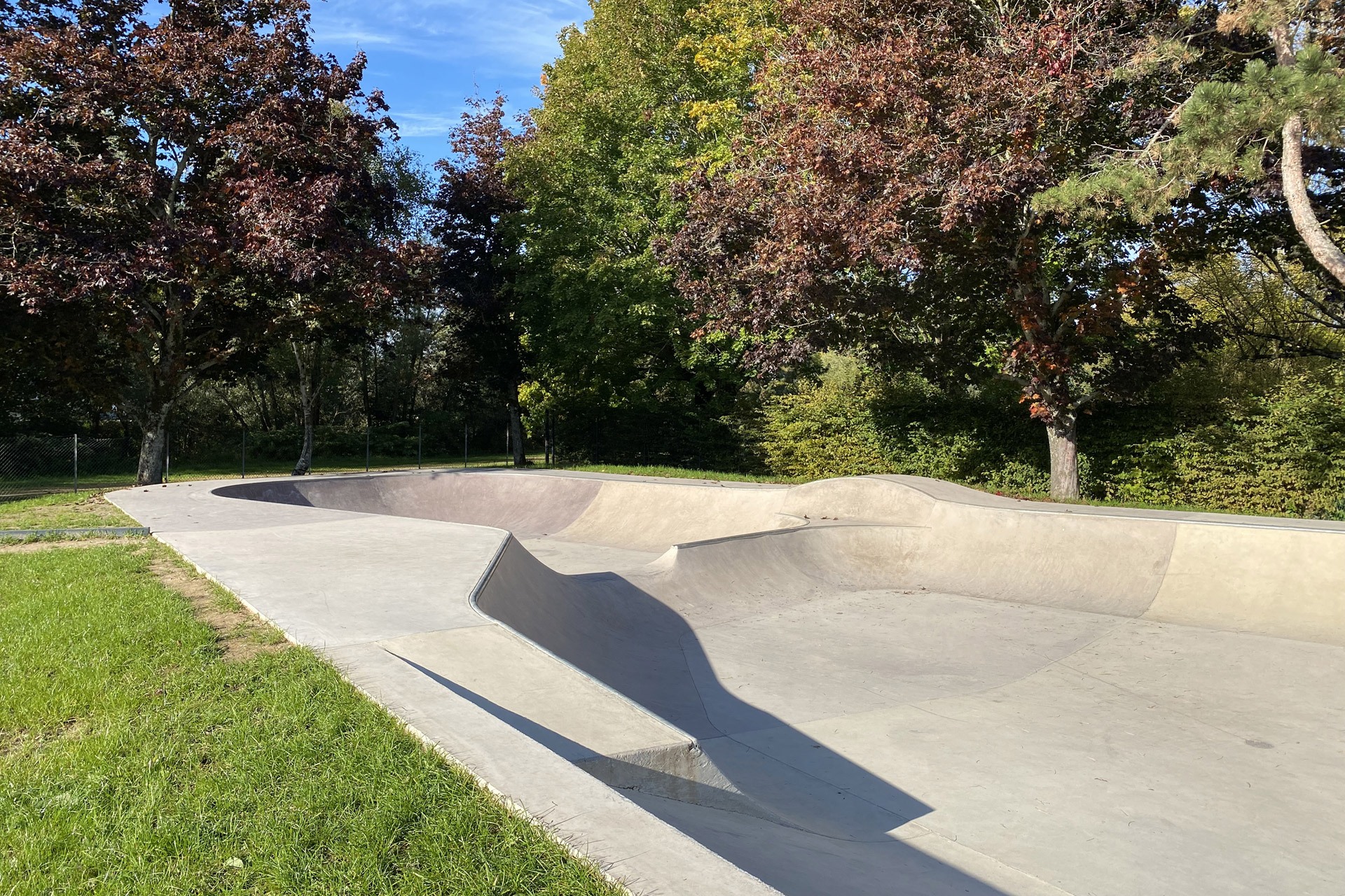 Espace Socio Culturel Skatepark Paray le Monial Skate Spot 4/5