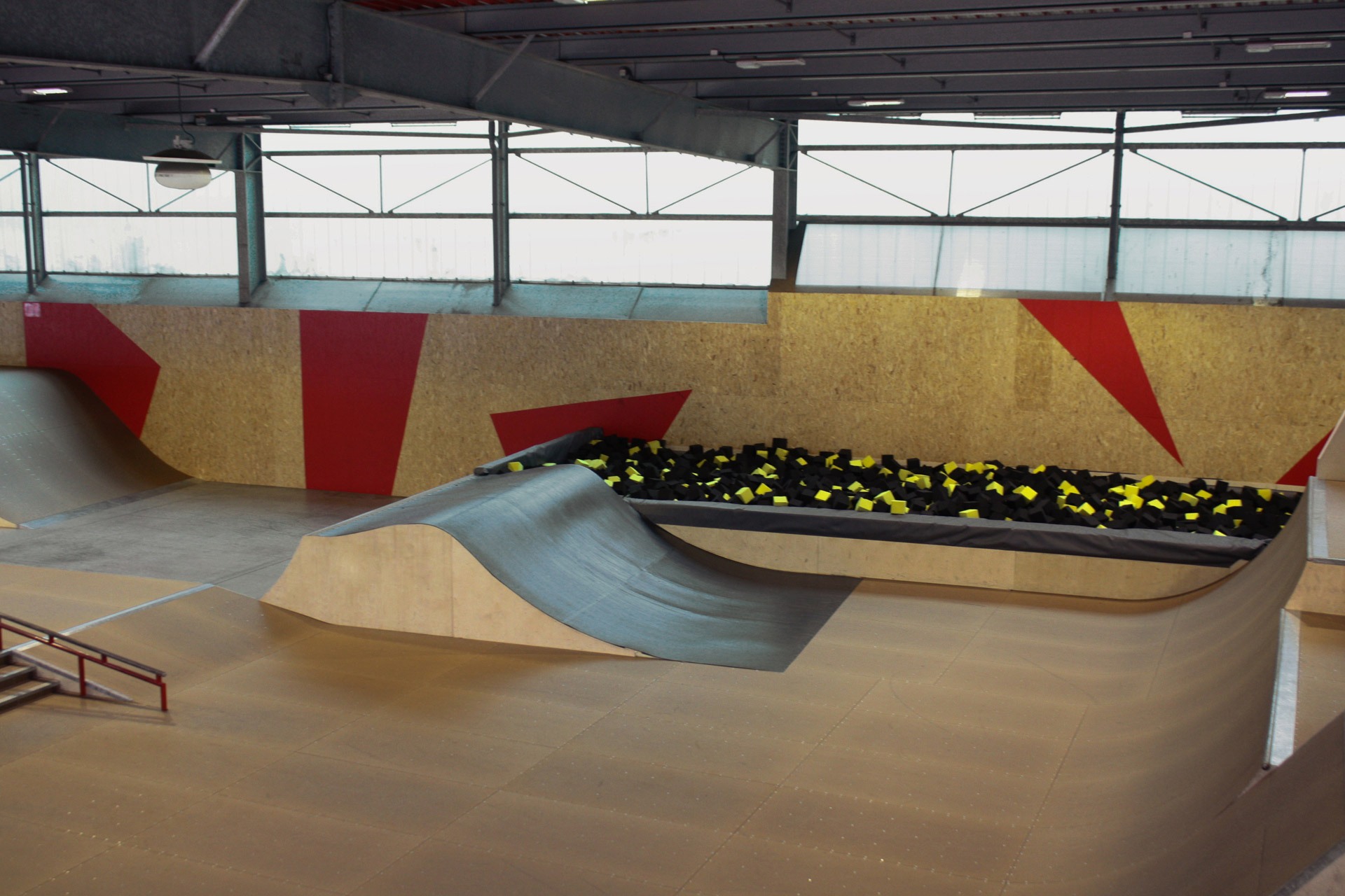 Halle de Glisse Indoor Lille Skate Spot 5/5