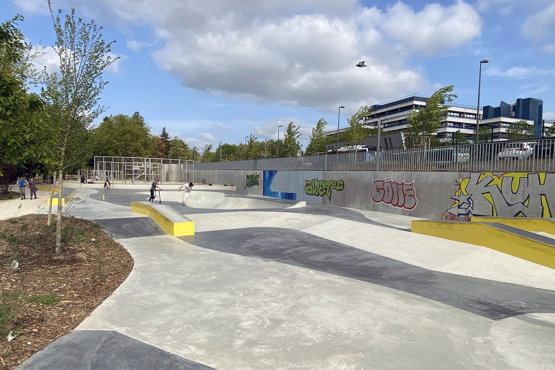 Mont d' Est Skatepark Noisy le Grand Skate Spot 4/5