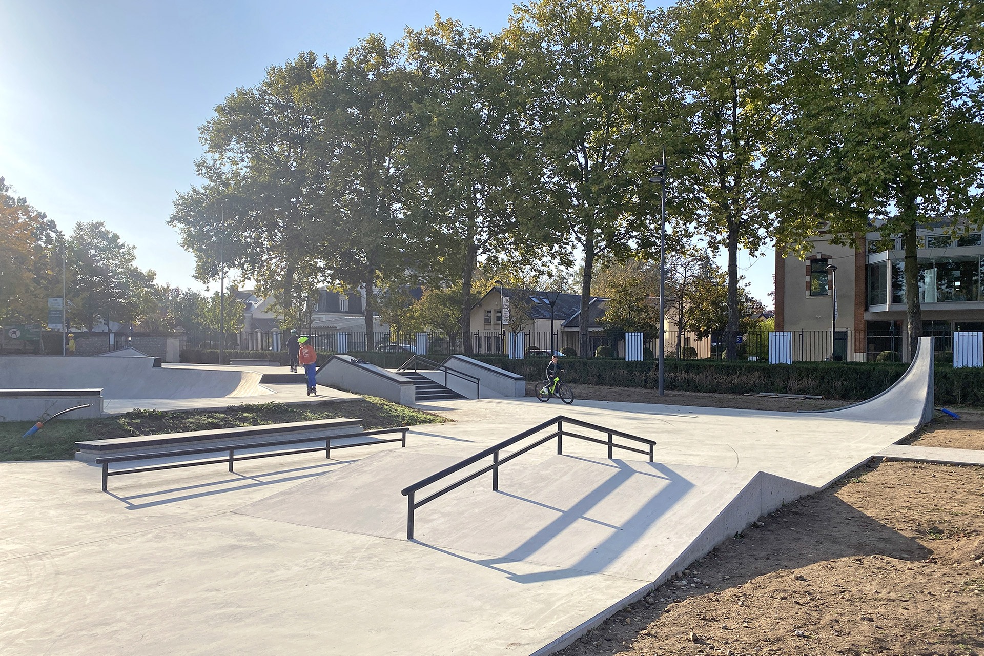 Parc du Poutyl Skatepark Olivet Skate Spot 4/5