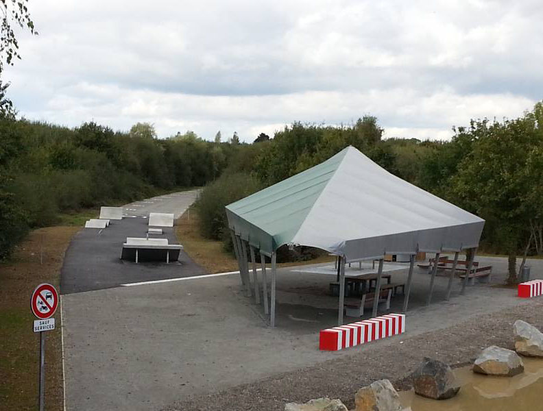 Aéroport Rennes Skatepark Saint Jacques de la Lande Skate Spot 2/5