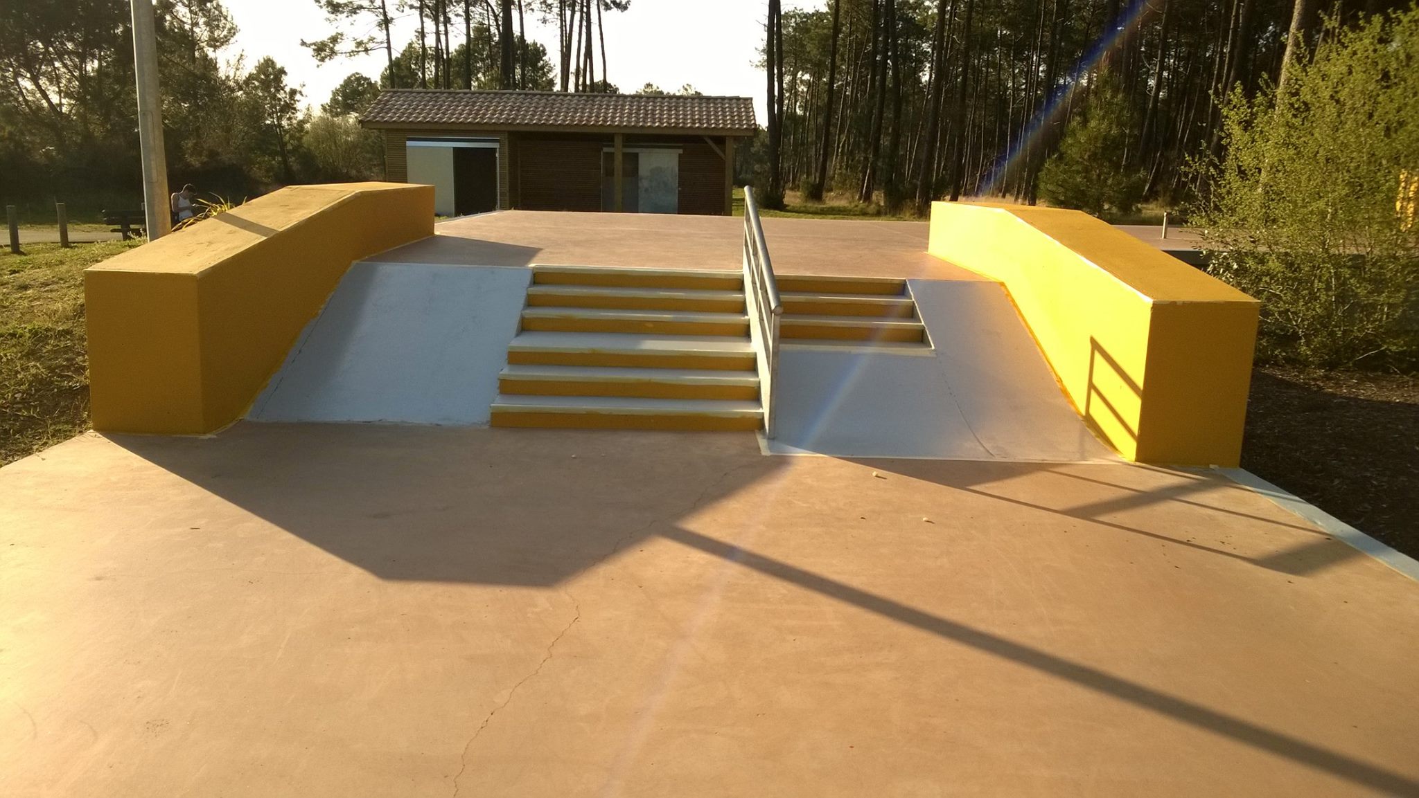 Bâton Rouge Skatepark Gujan Mestras Skate Spot 5/5