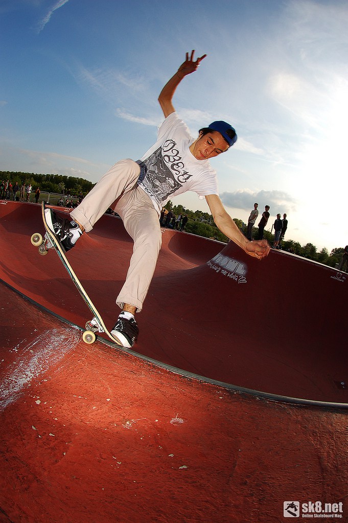 Le Grand Marais Bowl Amiens Skate Spot 4/5