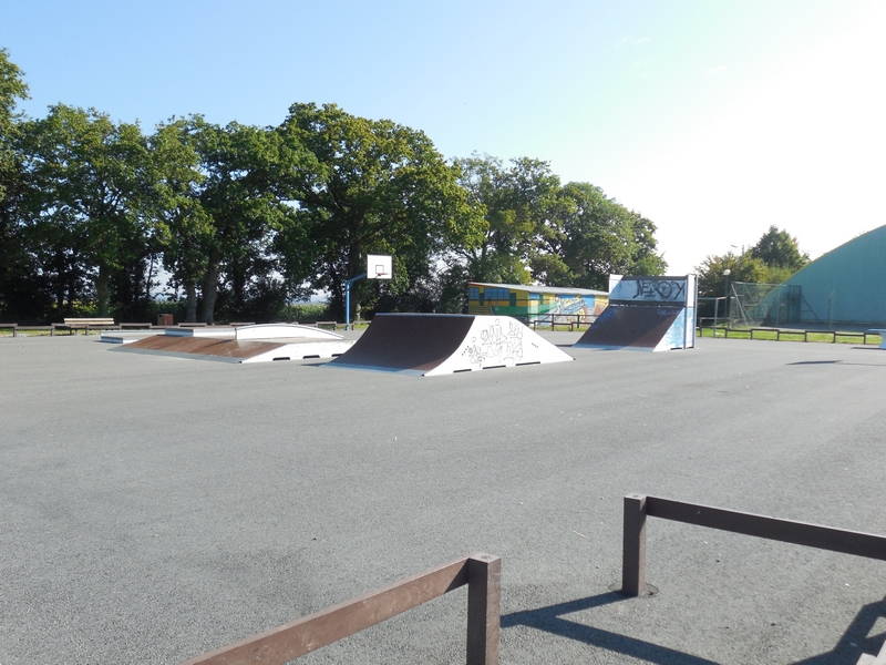 Le Stade Skatepark Laillé Skate Spot 3/5