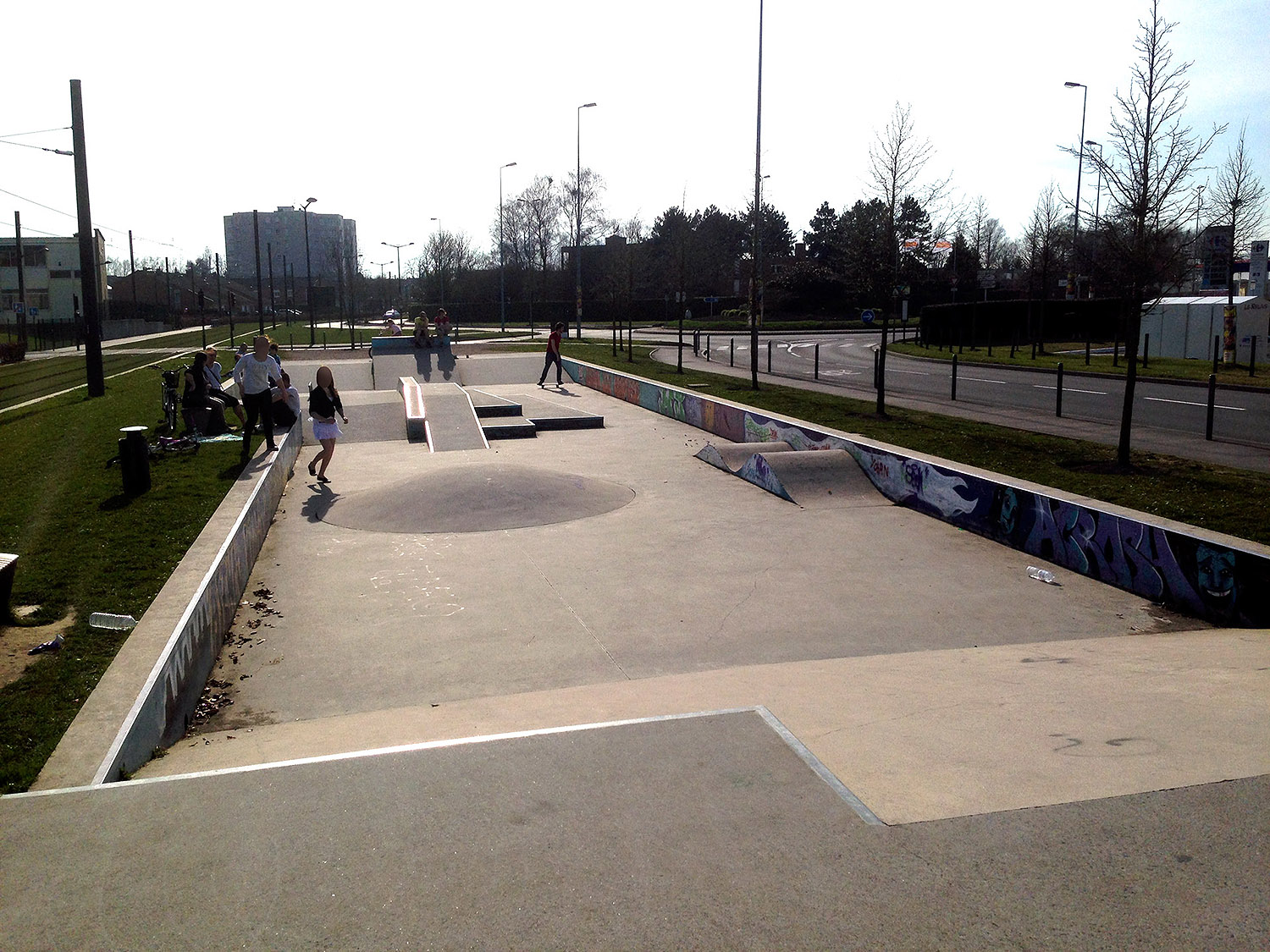 Carrouf Skatepark Aulnoy Lez Valenciennes Skate Spot 3/5