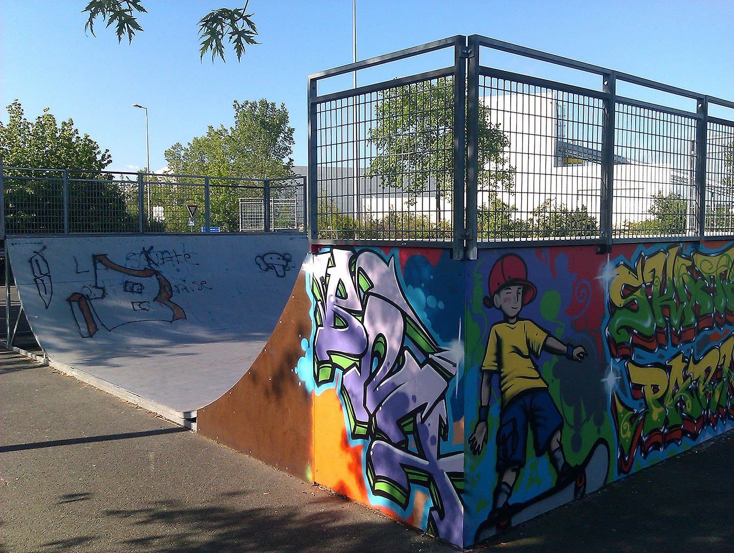 Super U Skatepark Verrières en Anjou Skate Spot 2/5