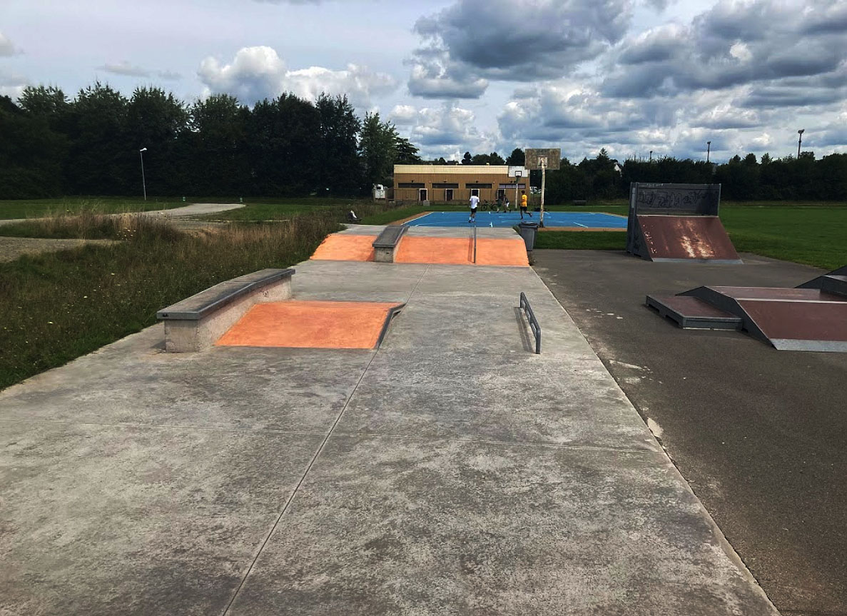 Salle Armor Skatepark Vezin le Coquet Skate Spot 3/5