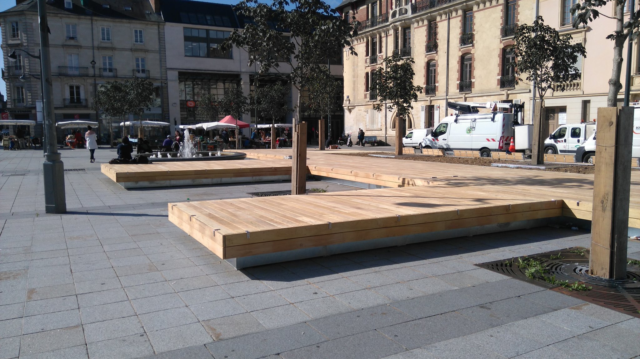 Place Hoche Spot Street Rennes Skate Spot 3/5