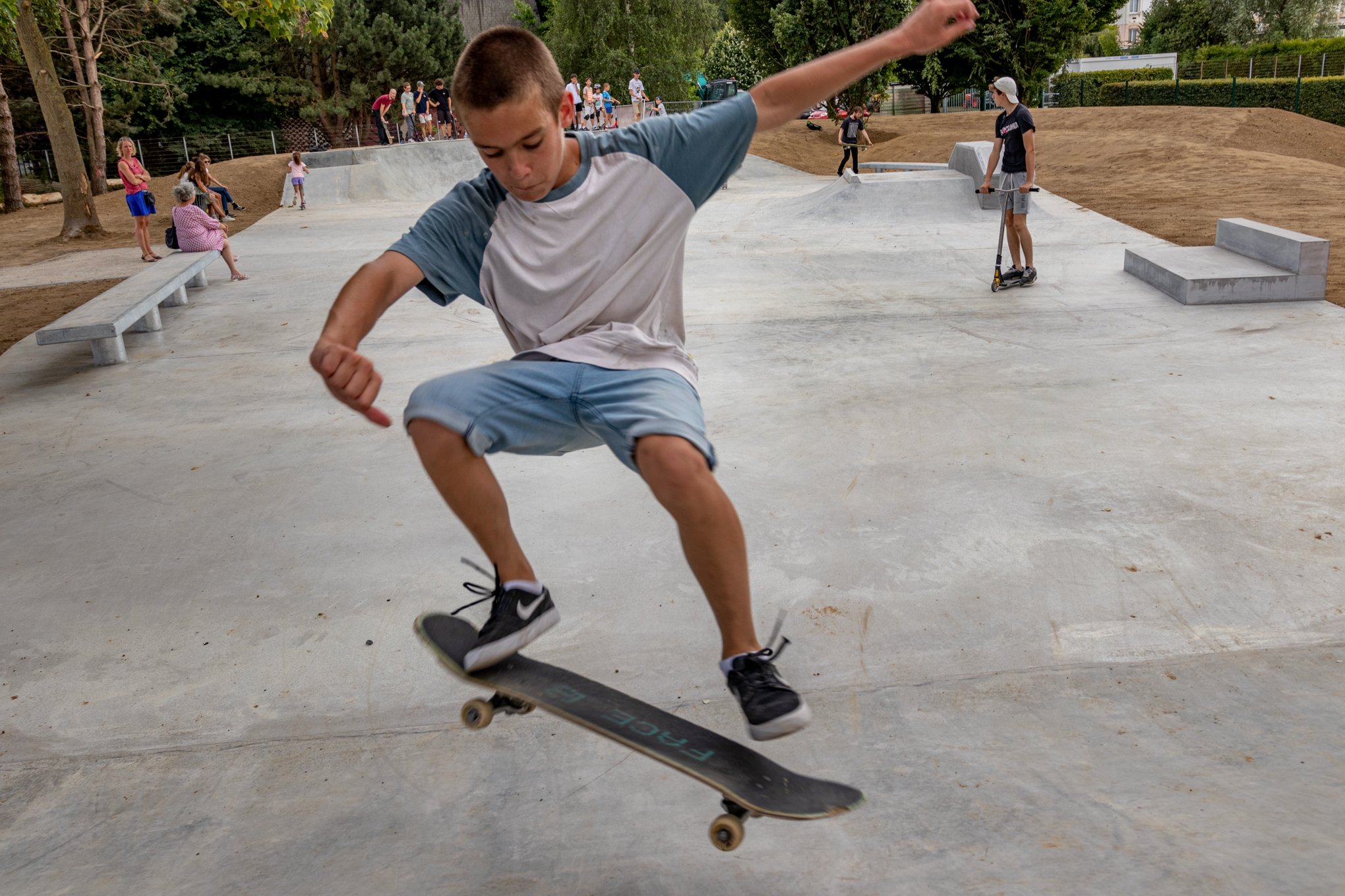 Parc des Sports Skatepark Mouvaux Skate Spot 3/5