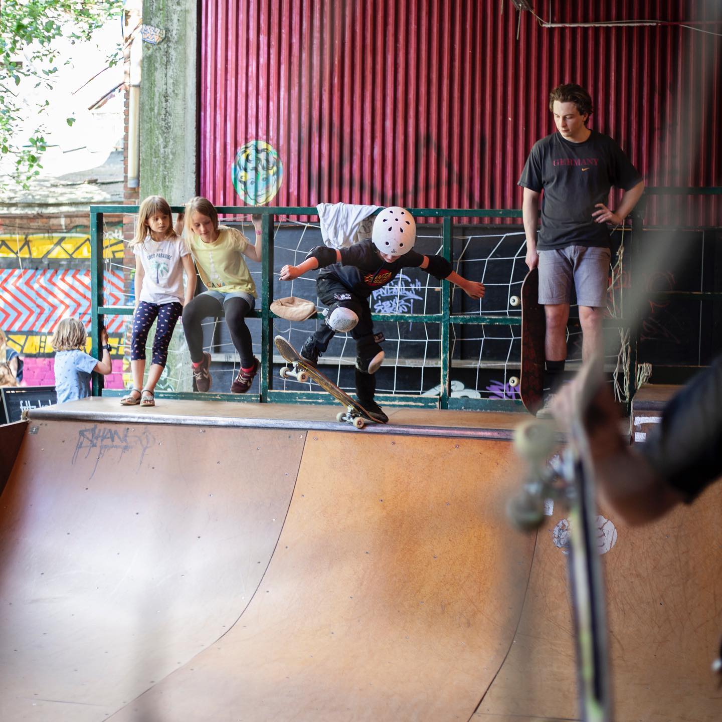 Skate Yard Skatepark Berlin Skate Spot 3/5