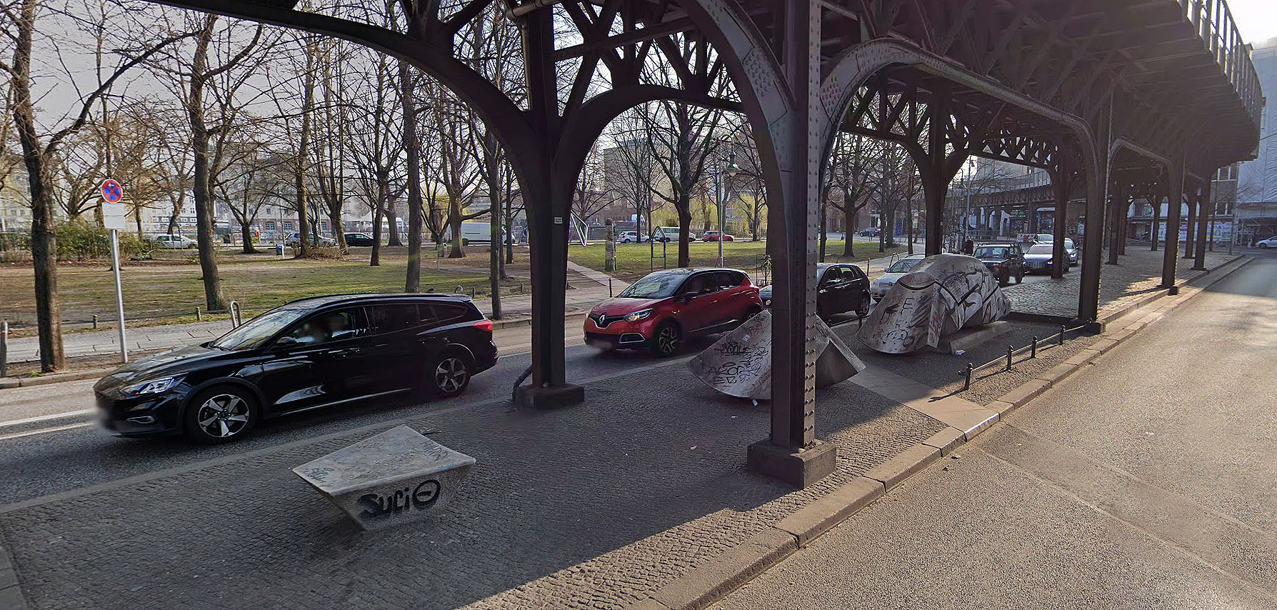 Dem unbekannten Flüchtling Art Berlin Skate Spot 3/5