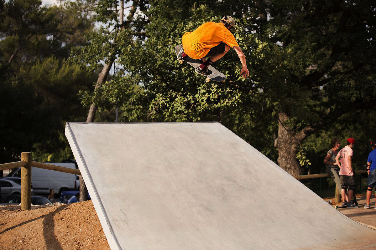 Collège d' Aurumy Skatepark Fuveau Skate Spot 4/5