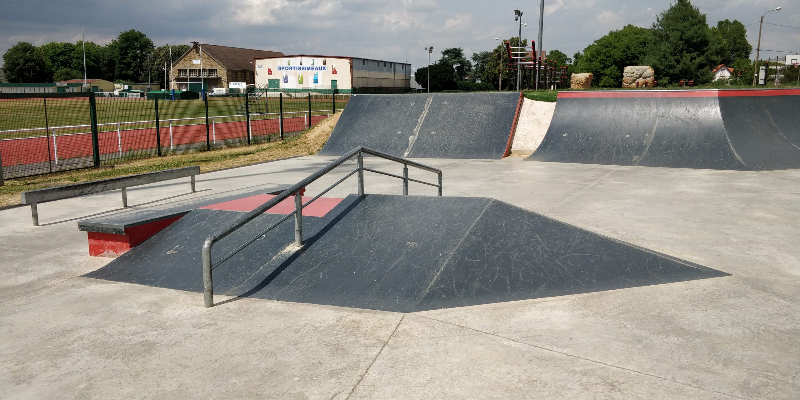 Georges Tauziet Skatepark Meaux Skate Spot 3/5