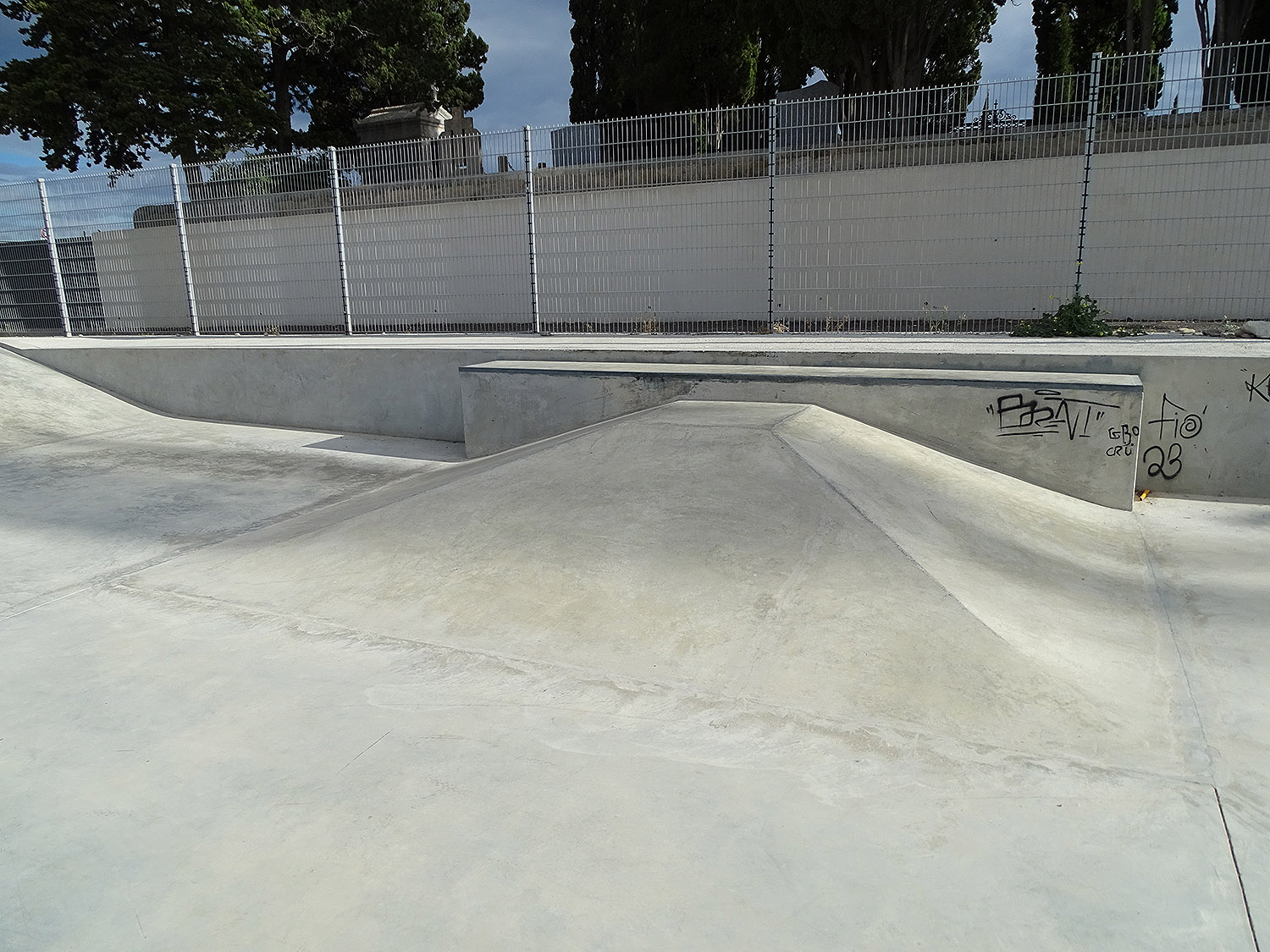 Cimetière Skatepark Vic la Gardiole Skate Spot 3/5