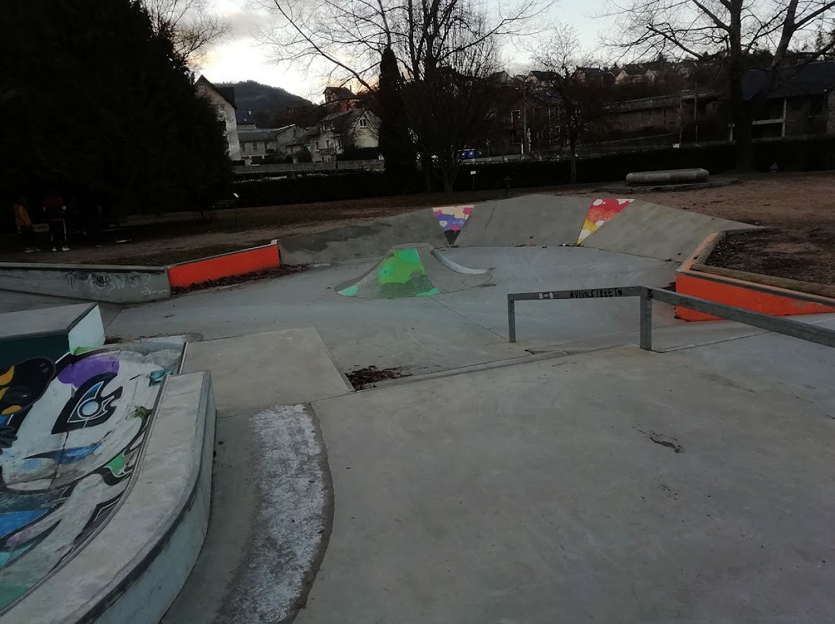 Jardin Couderc Skatepark Mende Skate Spot 3/5