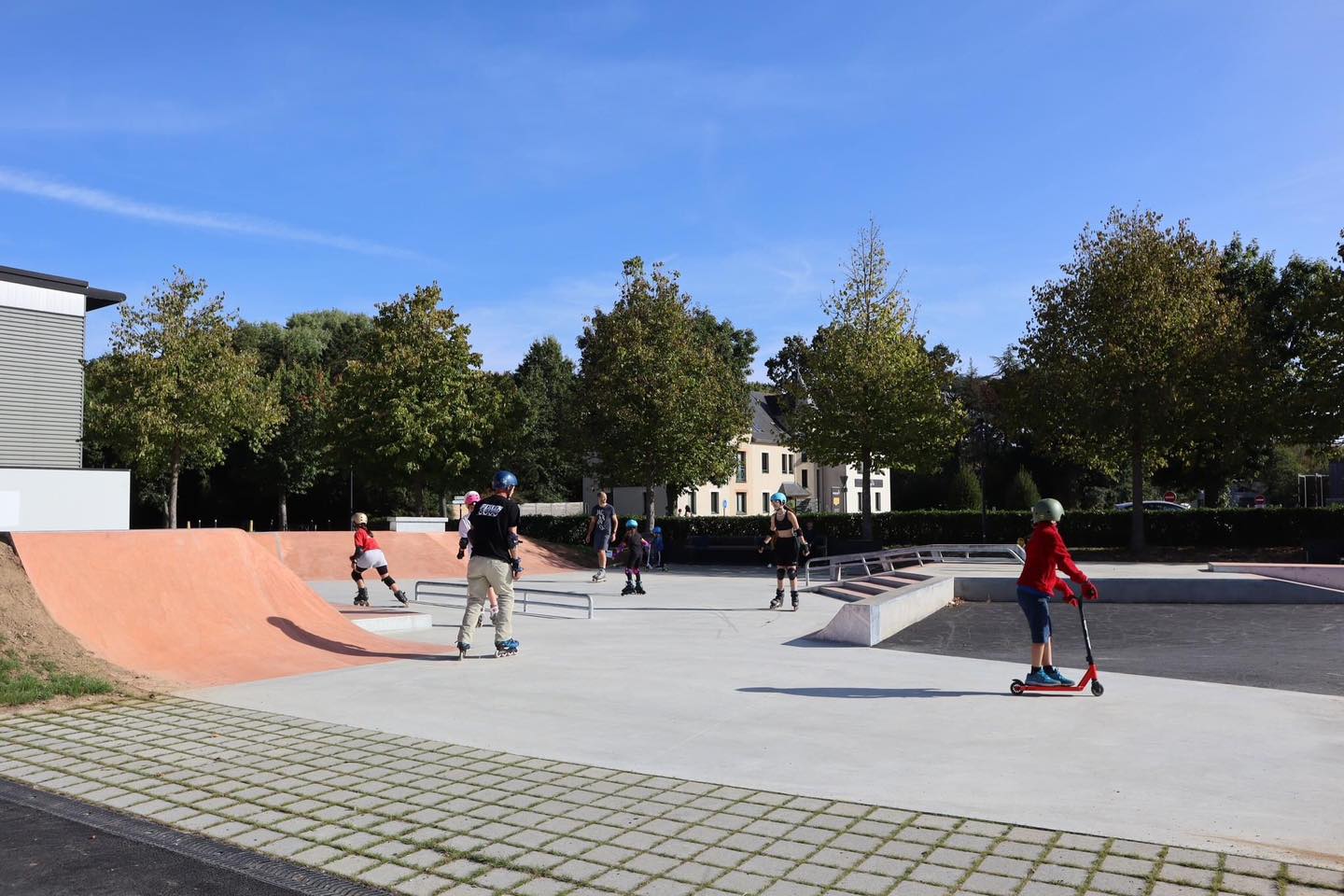Le Meu Skatepark Montfort sur Meu Skate Spot 3/5