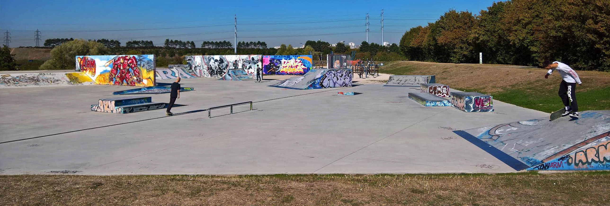 Blue Beach Skatepark Valenton Skate Spot 4/5