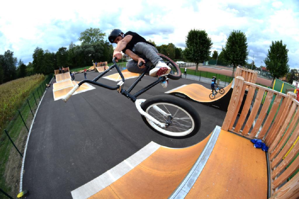 Complexe Sportif Skatepark Beinheim Skate Spot 2/5
