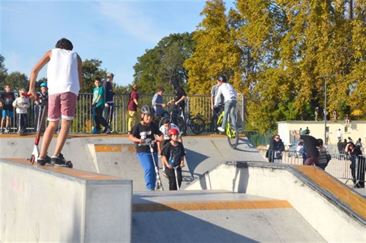 Boulodrome Skatepark Sorgues Skate Spot 3/5