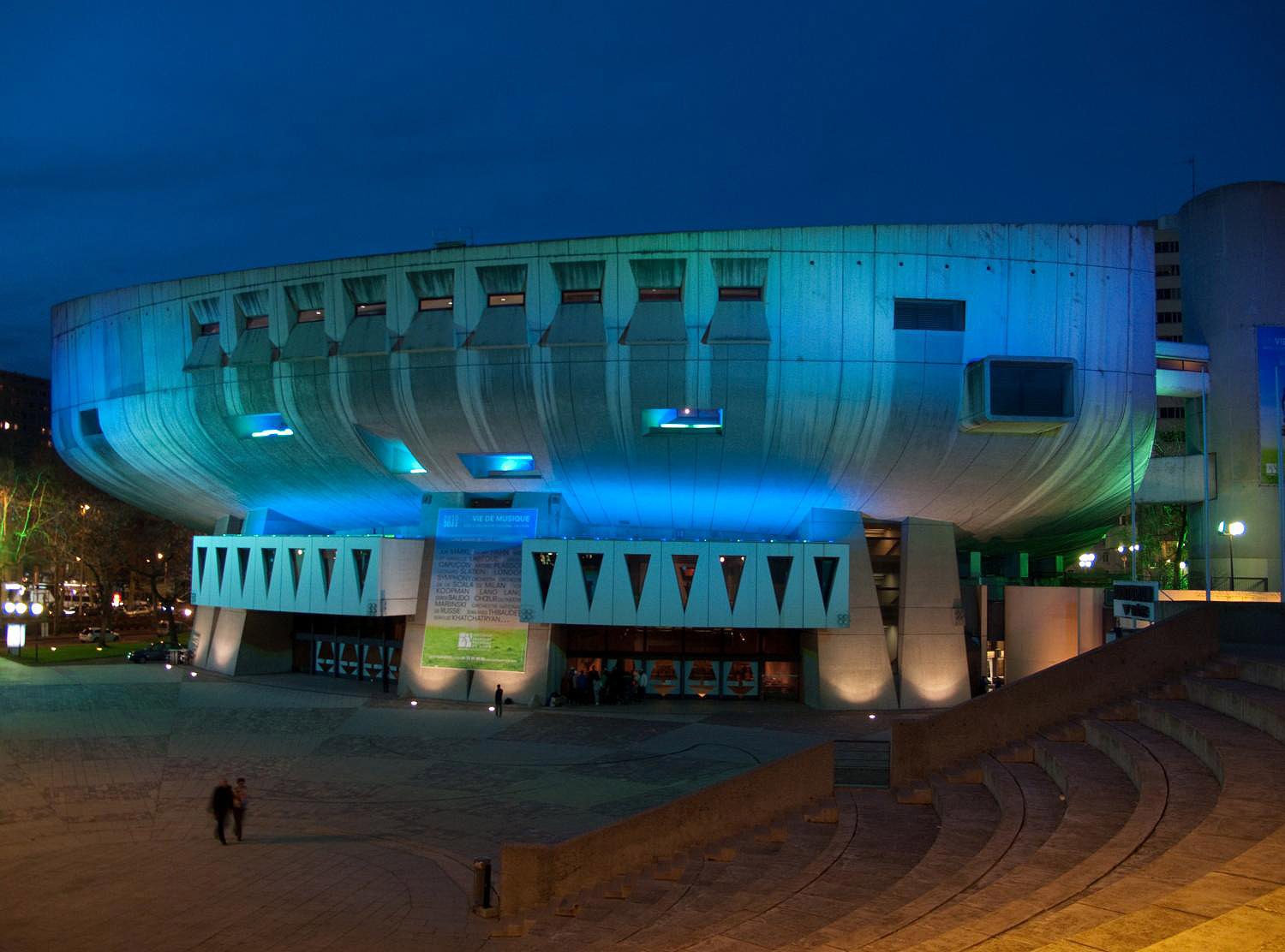 Auditorium Spot Street Lyon Skate Spot 3/5