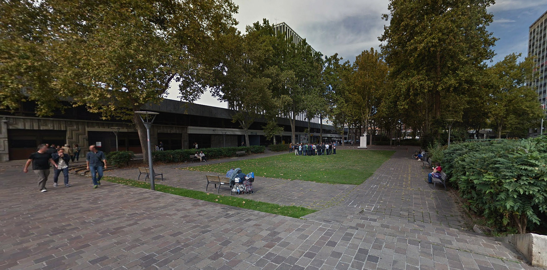 Grand Lyon Spot Street Lyon Skate Spot 2/5
