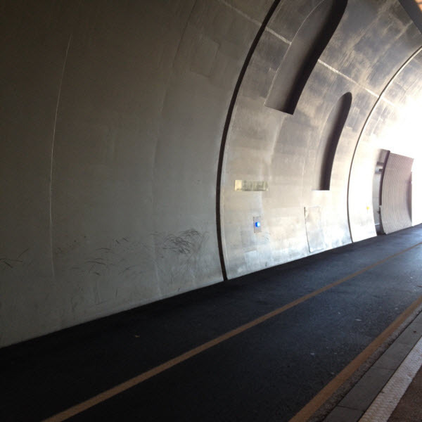 Tunnel Croix Rousse Spot Street Lyon Skate Spot 2/5