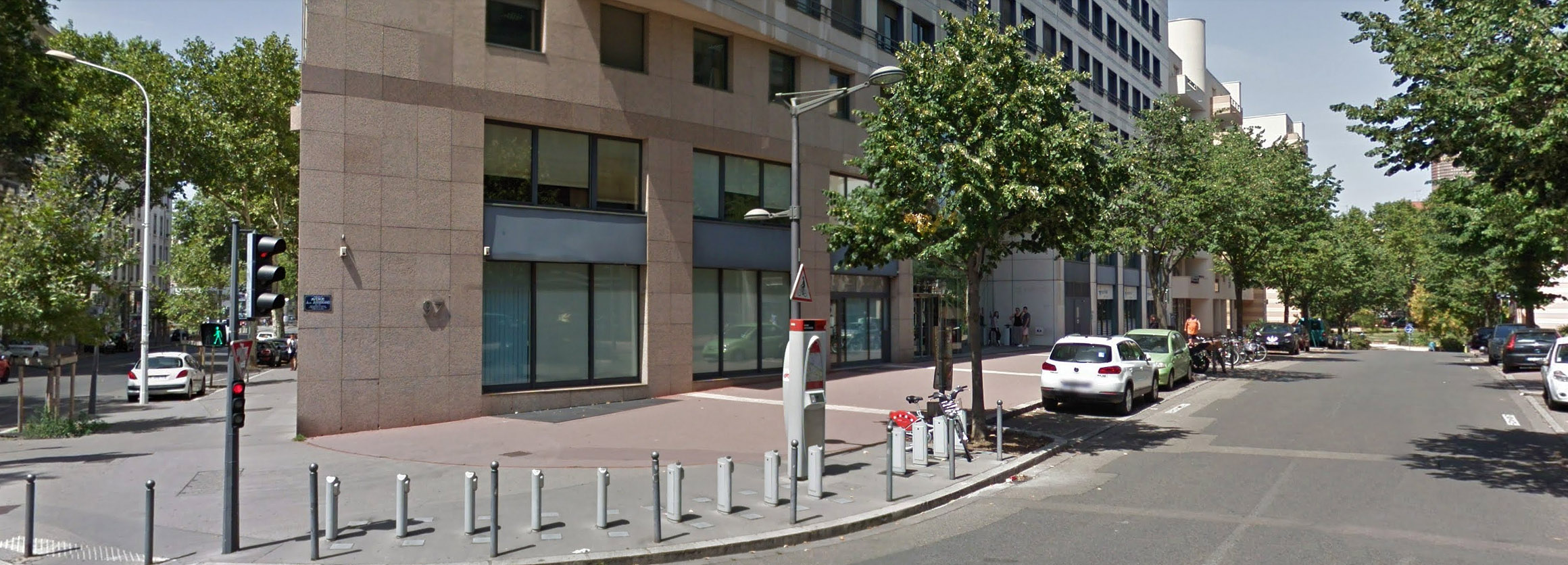 Jusserand Street Spot Street Lyon Skate Spot 3/5