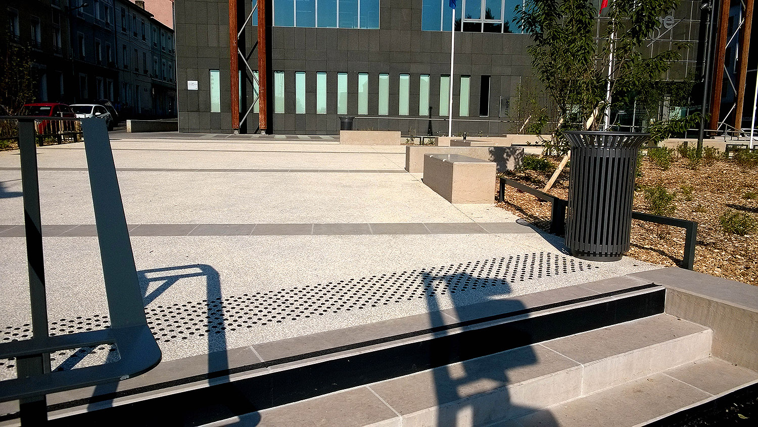 La Mémo Spot Street Oullins Skate Spot 2/5