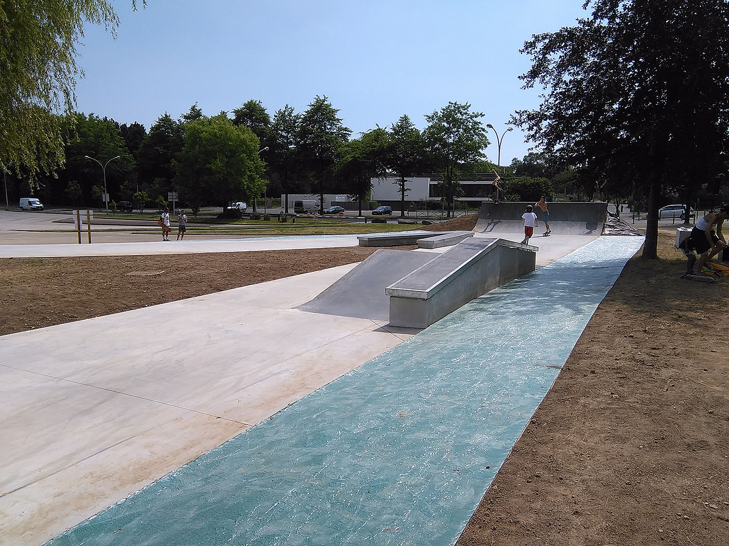 Lycée Victor Hugo Skatepark Hennebont Skate Spot 2/5