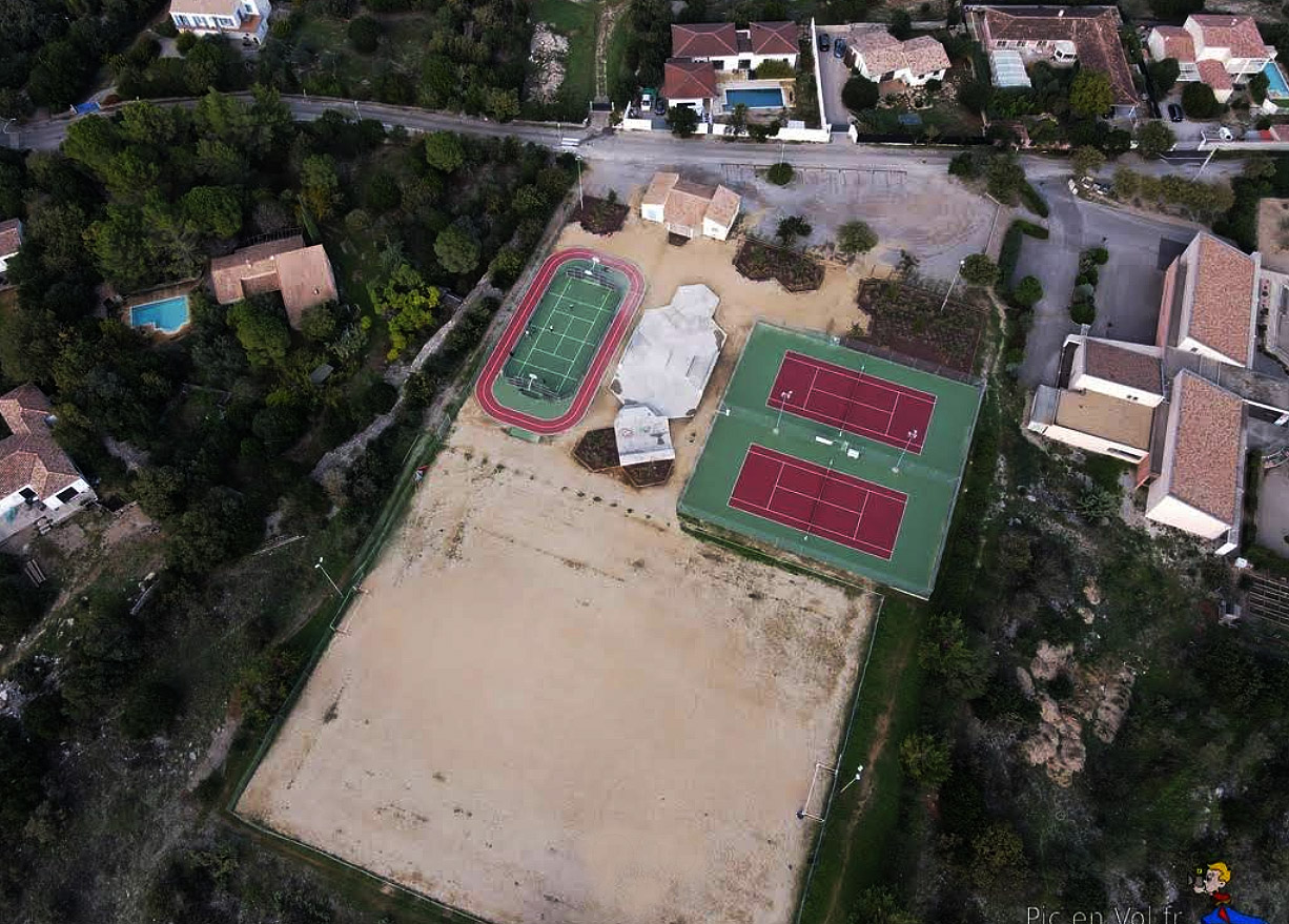 Stade Skatepark Viols le Fort Skate Spot 3/5