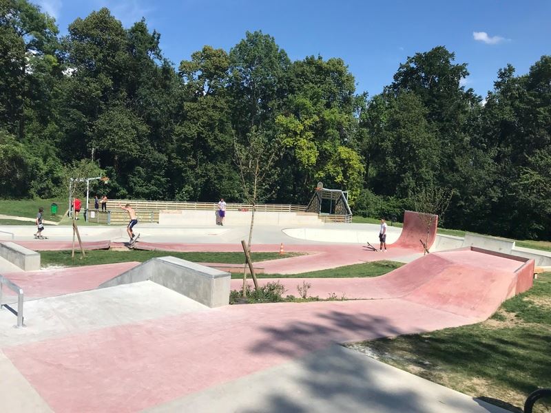 Parc du Journans Skatepark Gex Skate Spot 4/5