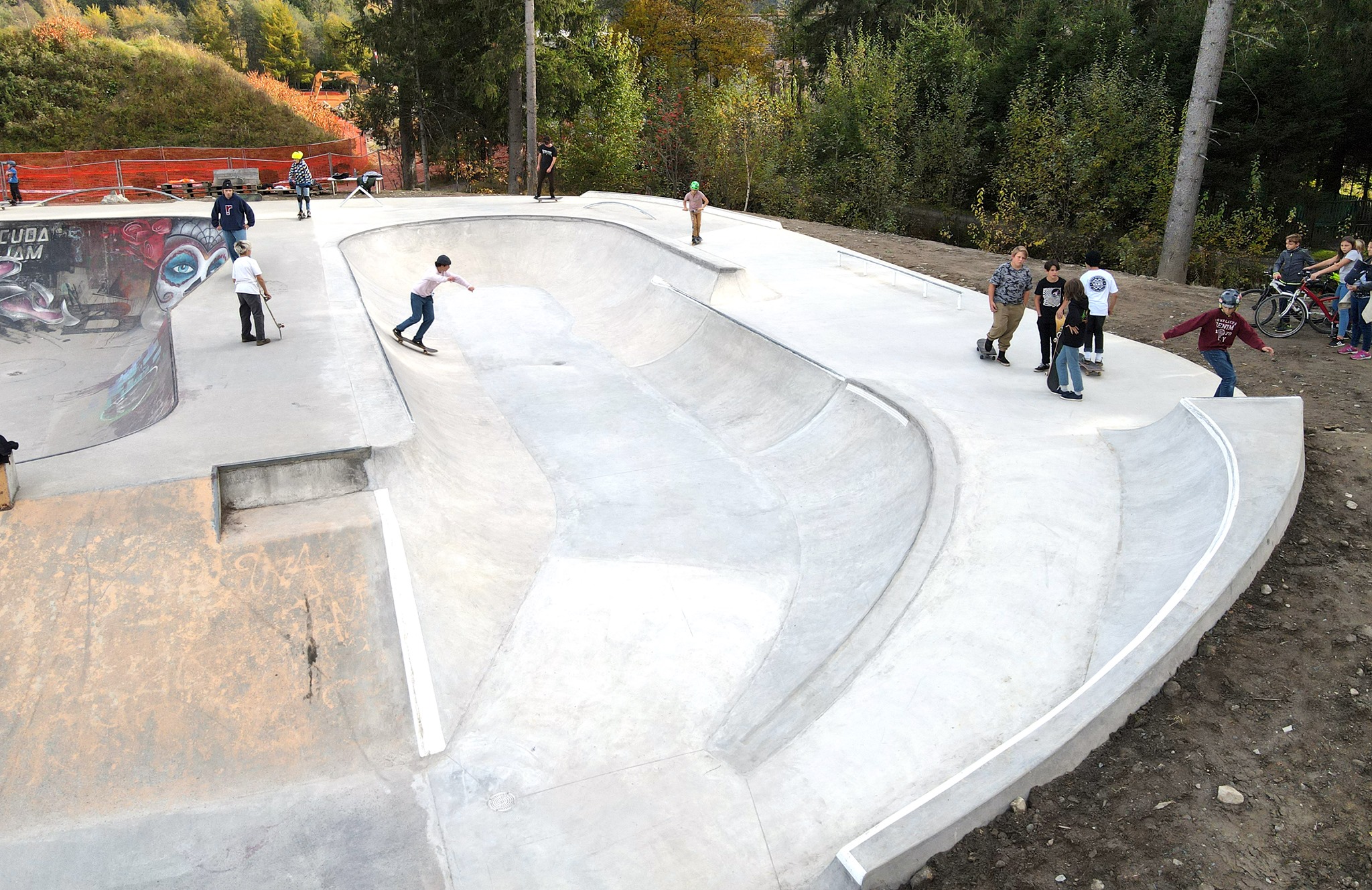 Chamonix Skatepark Chamonix Mont Blanc Skate Spot 4/5