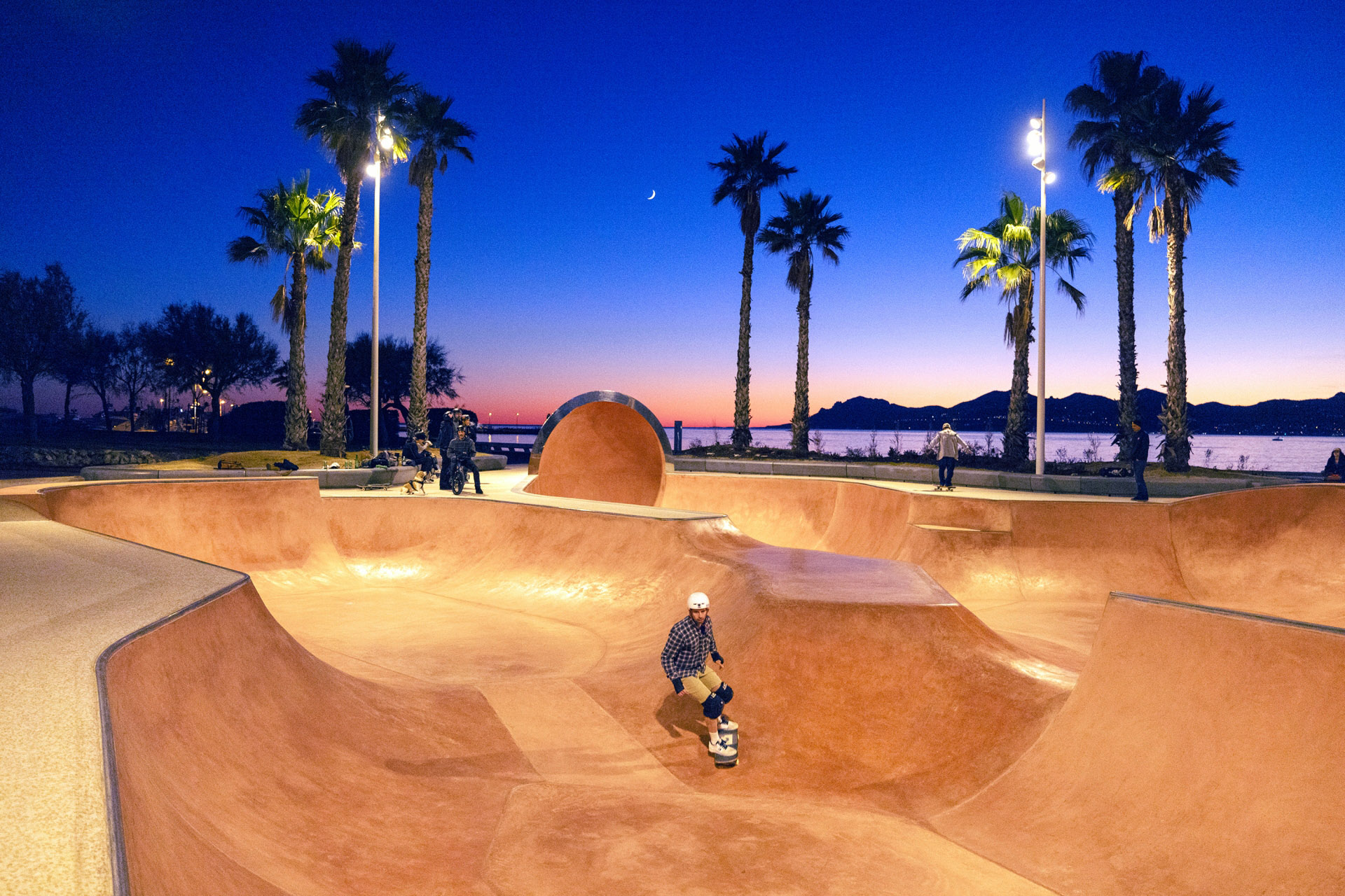 La Roseraie Bowl Cannes Skate Spot 5/5